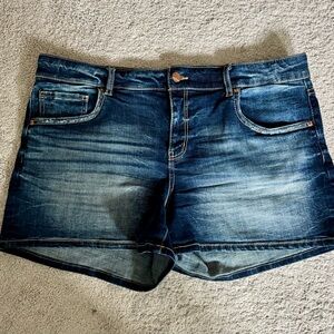 BKE Women's Dark Blue Faded Denim Shorts